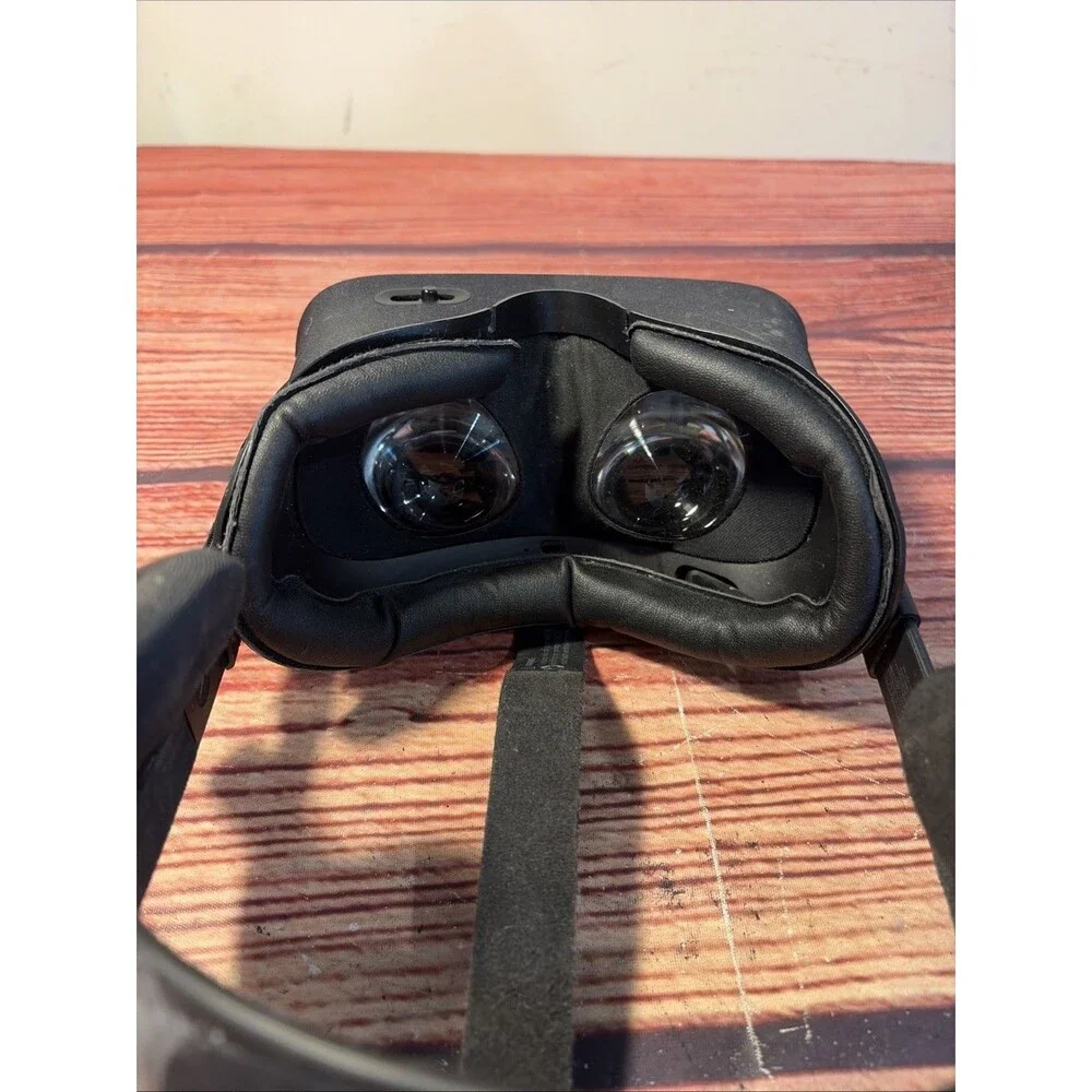 Meta Oculus Rift CV1 VR Virtual Reality Headset With Headphones ONLY